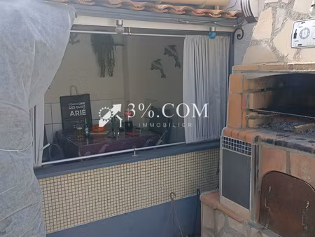 maison de village avec exterieur