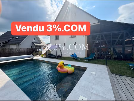 3%com très belle demeure avec piscine