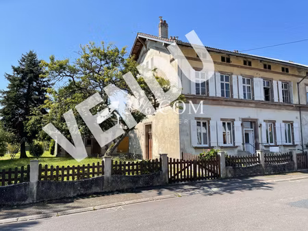 maison de 220m²   6 chambres possible sur 1270m² jardin et dépendances à avricourt