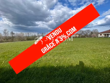 terrain 3510m² à avricourt sans vis à vis