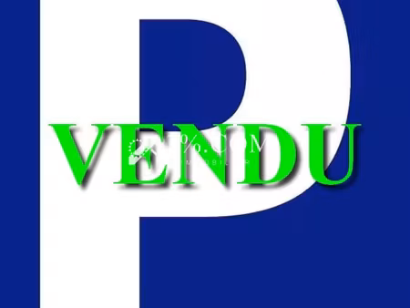 3%.com-neudorf : place de parking extérieure