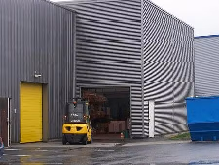location local d'activités gonfreville l'orcher 405 m²
