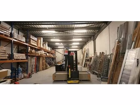 location local d'activités gonfreville l'orcher 437 m²