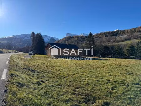 terrain constructible viabilisé