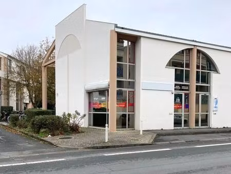 bureaux 214 m² la rochelle