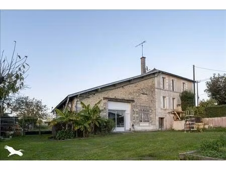 vente maison 8 pièces 256 m² reignac (16360)