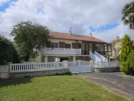 vente maison 6 pièces 135 m² à mauprévoir (86460)  127 000 €