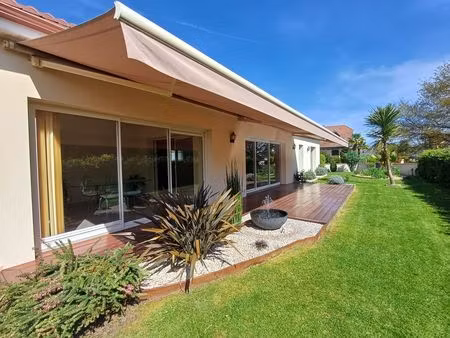 vente maison 5 pièces 142m2 idron 64320 - 488000 € - surface privée