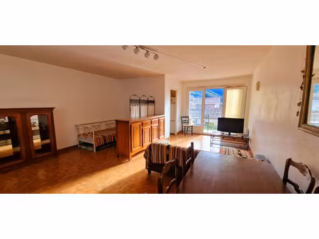 vente appartement 2 pièces 55m2 amélie-les-bains-palalda 66110 - 98000 € - surface privée