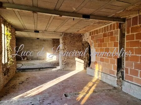 vente immeuble charmes (02800)