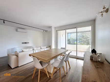 location appartement 4 pièces 90 m² à montpellier (34070)