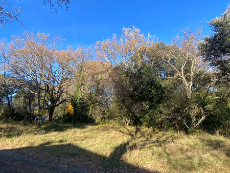 terrain sur les hauteurs 1040 m2