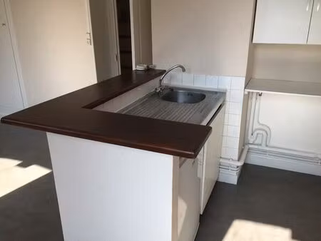 location appartement 2 pièces 35 m² à clermont-ferrand (63100)