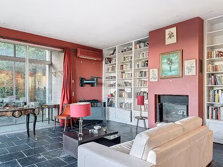 maison avec vue imprenable aux angles 8 pièce(s) 180 m2