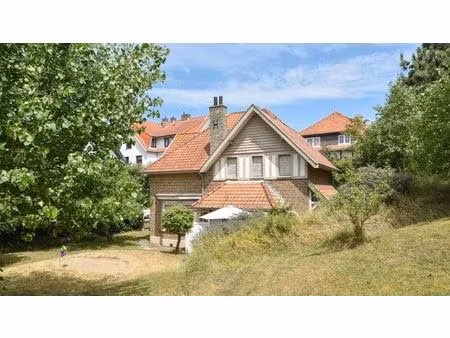 authentique villa des dunes située dans le zoute sur un sen