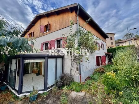 maison 7 pièces - 165 m²