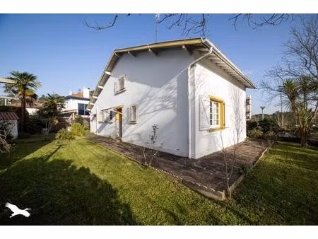 vente maison 6 pièces 130 m² anglet (64600)