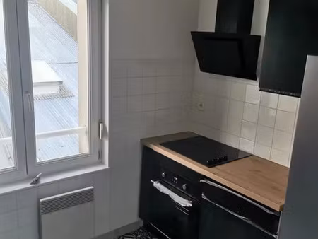 location appartement 2 pièces 43 m² à saint-quentin (02100)