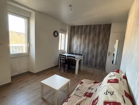 appartement 2 pièces - pré-en-pail saint-samson