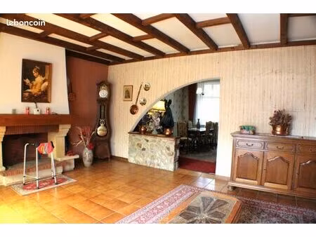 immeuble 185 m² fumay