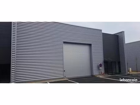 170 m² à 990 longvic entrepôt / stockage / atelier