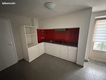 immeuble 4 pièces 105 m²