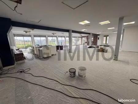 local commercial 451 m²