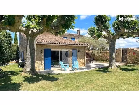 maison 7 pièces 236 m²