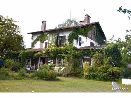 maison 16 pièces 320 m²