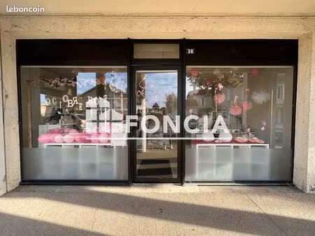 local commercial 50 m²