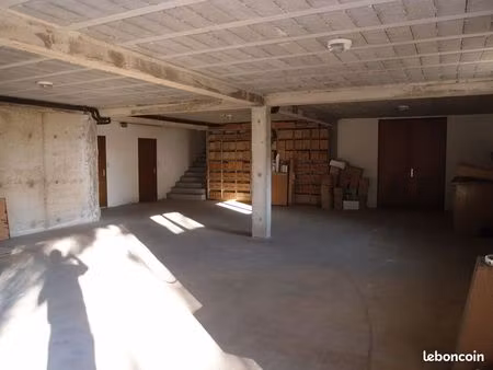 espace de stockage - box 10 m2