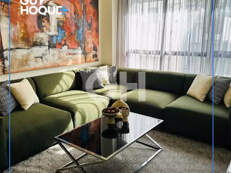 tres beau studio meublé à la location en plein coeur du triangle d'or