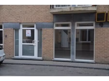 gembloux centre - beau bureau ou surface commerciale