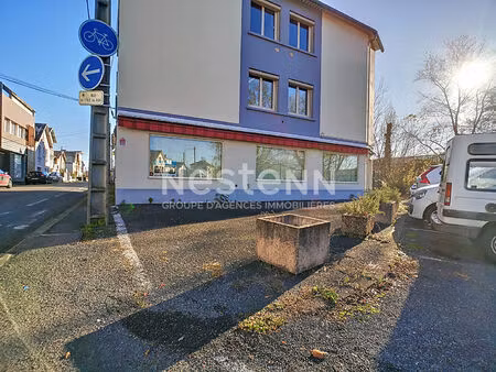 bureaux à louer en rez-de-chausée