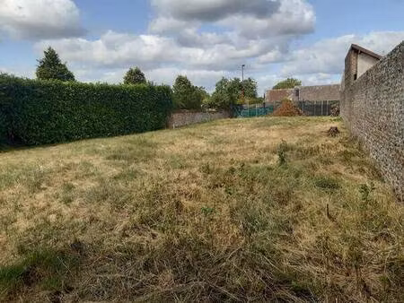 chandai terrain constructible sur 220 m2 env