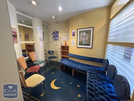 local commercial à louer 113.63 m² - chinon (37) - 1 500€