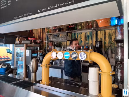 bar
