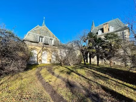 maison de maître en très bel état avec dépendances