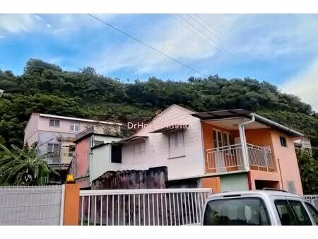 ensemble immobilier à fort potentiel locatif – fort-de-france  quartier ermitage