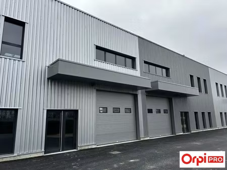 local d'activite a louer