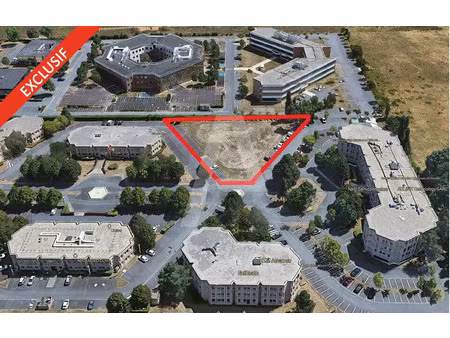 a vendre : foncier pour clé en main au coeur de la