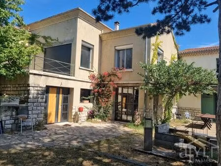 appartement de 5 pièces de luxe en vente à eyragues  provence-alpes-côte d'azur