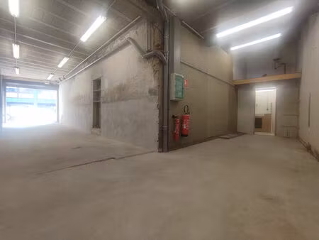 entrepôt / local industriel