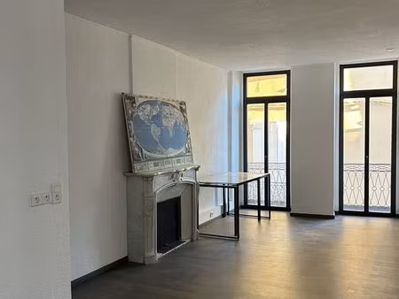 vente bureau 30m2 perpignan 66000 - 66000 € - surface privée