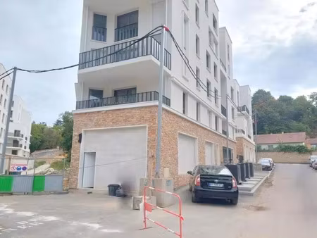 a louer - local commercial - pied d'immeuble