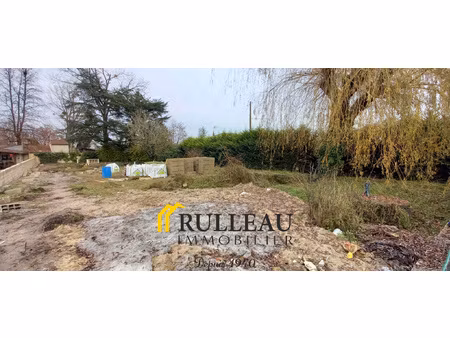 ambares terrain viabilise de 848 m2 a 2.5 km du centre vill