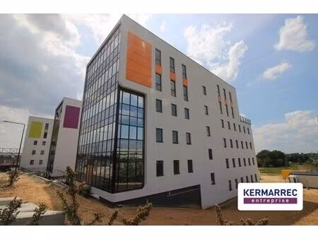 bureau de prestige de 181 m2 en location - rennes  france