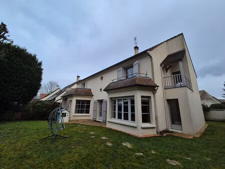 maison meublee 190 m²