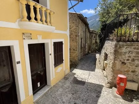maison 4 pièces 65 m²