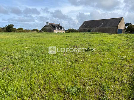 terrain kerbors 650 m2